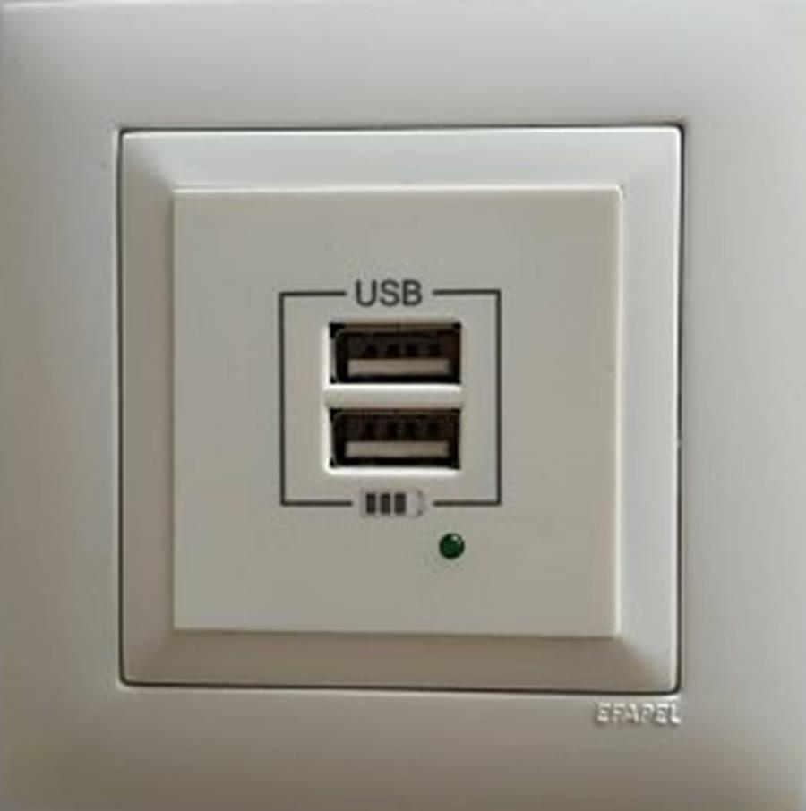 Chargeur Allume-cigare Double USB 12V/24V 2.1A Avec éclairage Blanc - ADNAuto